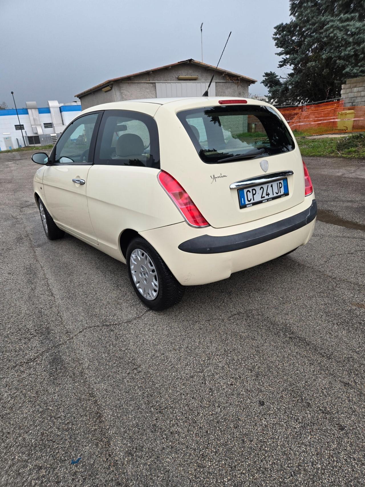 Lancia Ypsilon 1.2 benzina