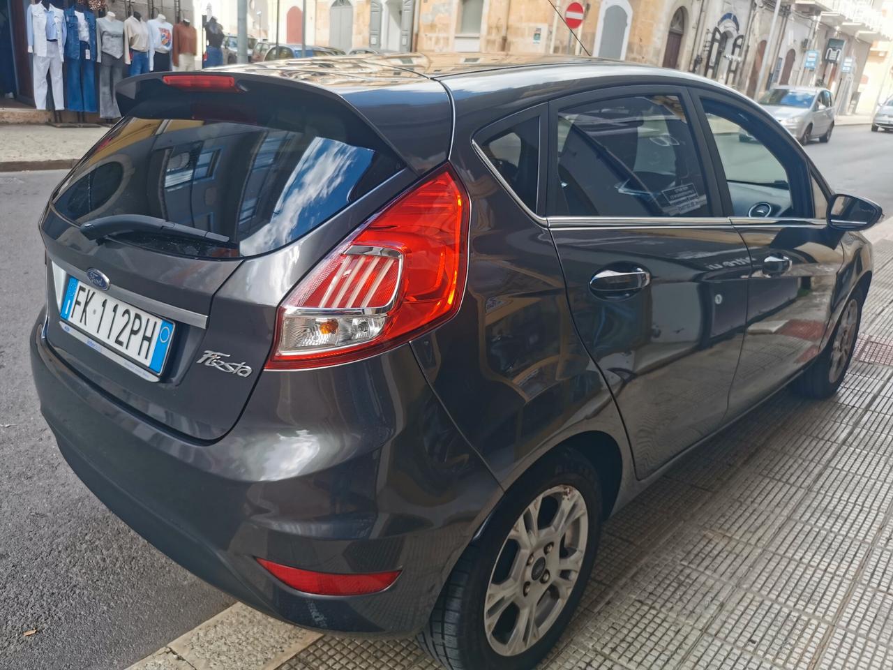 Ford Fiesta 1.5 TDCi 75CV 5 porte TITANIUM NAVI FULL