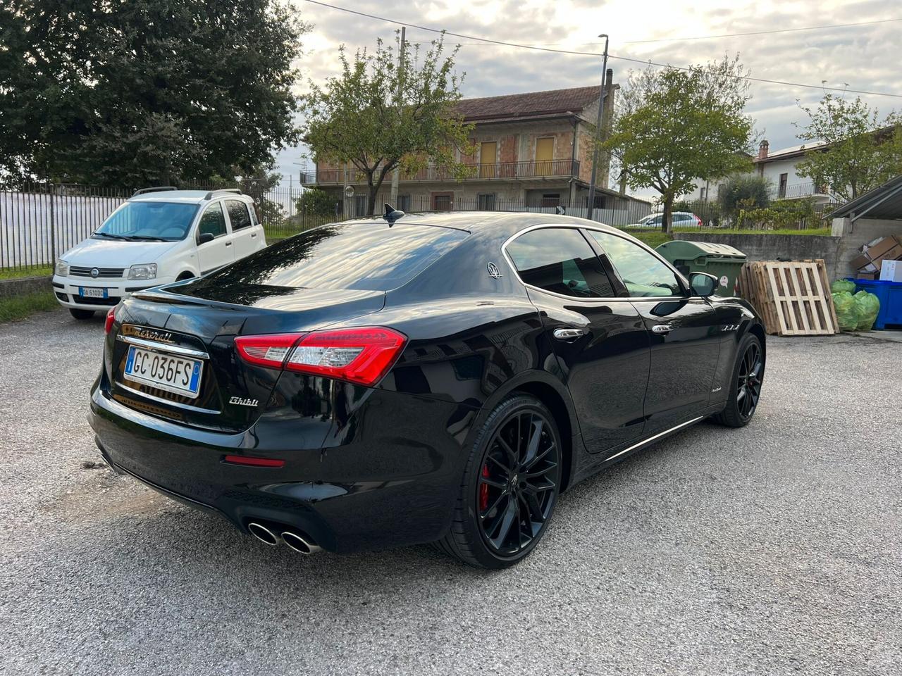 Maserati Ghibli V6 Diesel Gransport