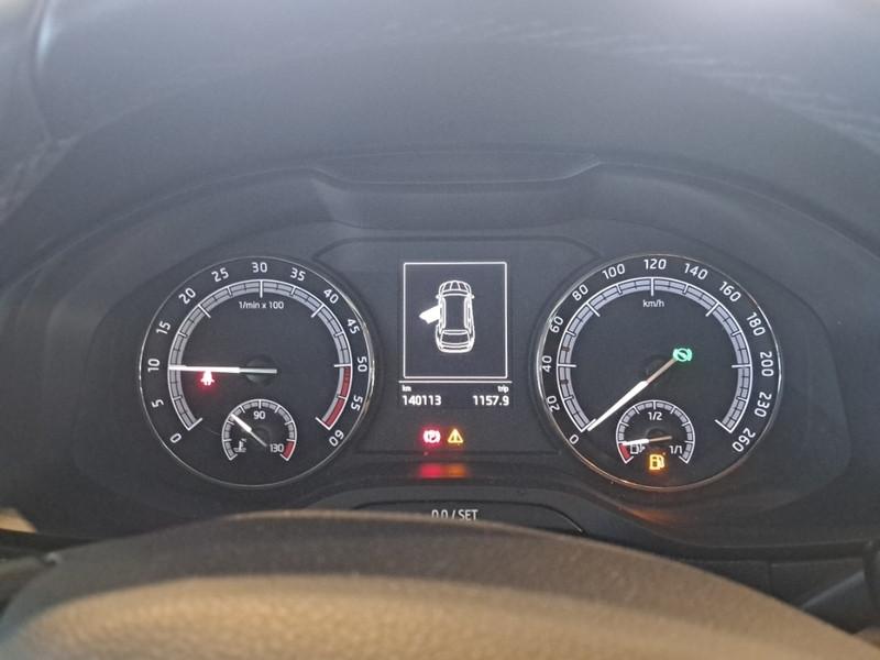 SKODA KAROQ 1.6 TDI SCR EXECUTIVE DSG
