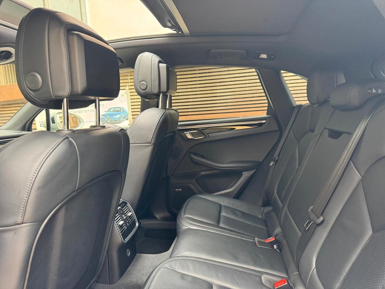 Porsche Macan 2.0 265CV GESSO TETTO PASM