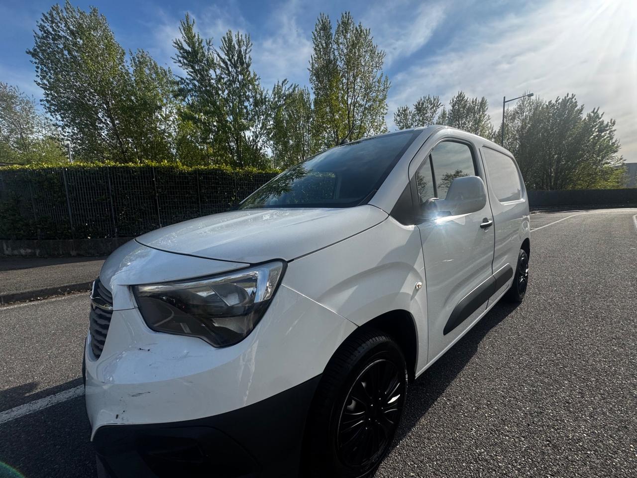 Opel Combo Cargo 1.6 Diesel PC 650kg