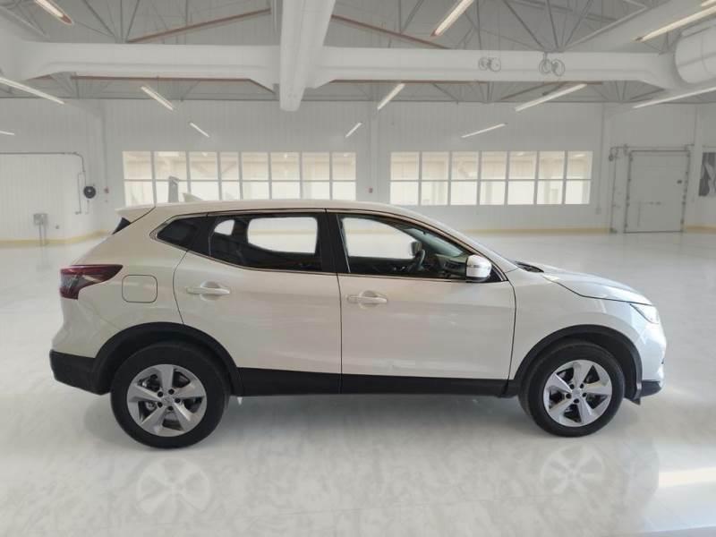 NISSAN QASHQAI 1.3 DIG-T 140 Business