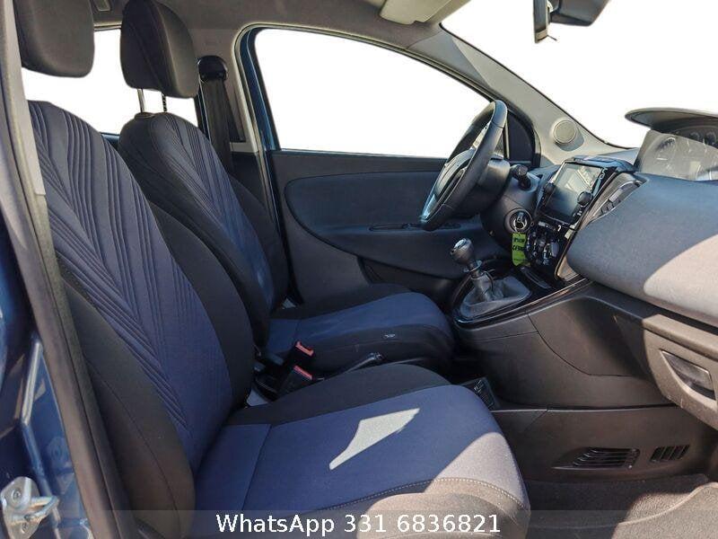 Lancia Ypsilon Ypsilon 1.0 firefly hybrid Gold s&s 70cv