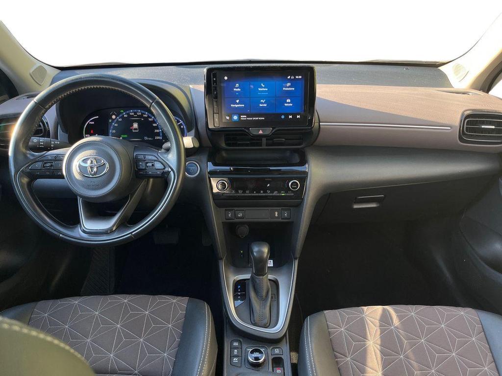 Toyota Yaris Cross 1.5h Lounge awd-i 116cv e-cvt