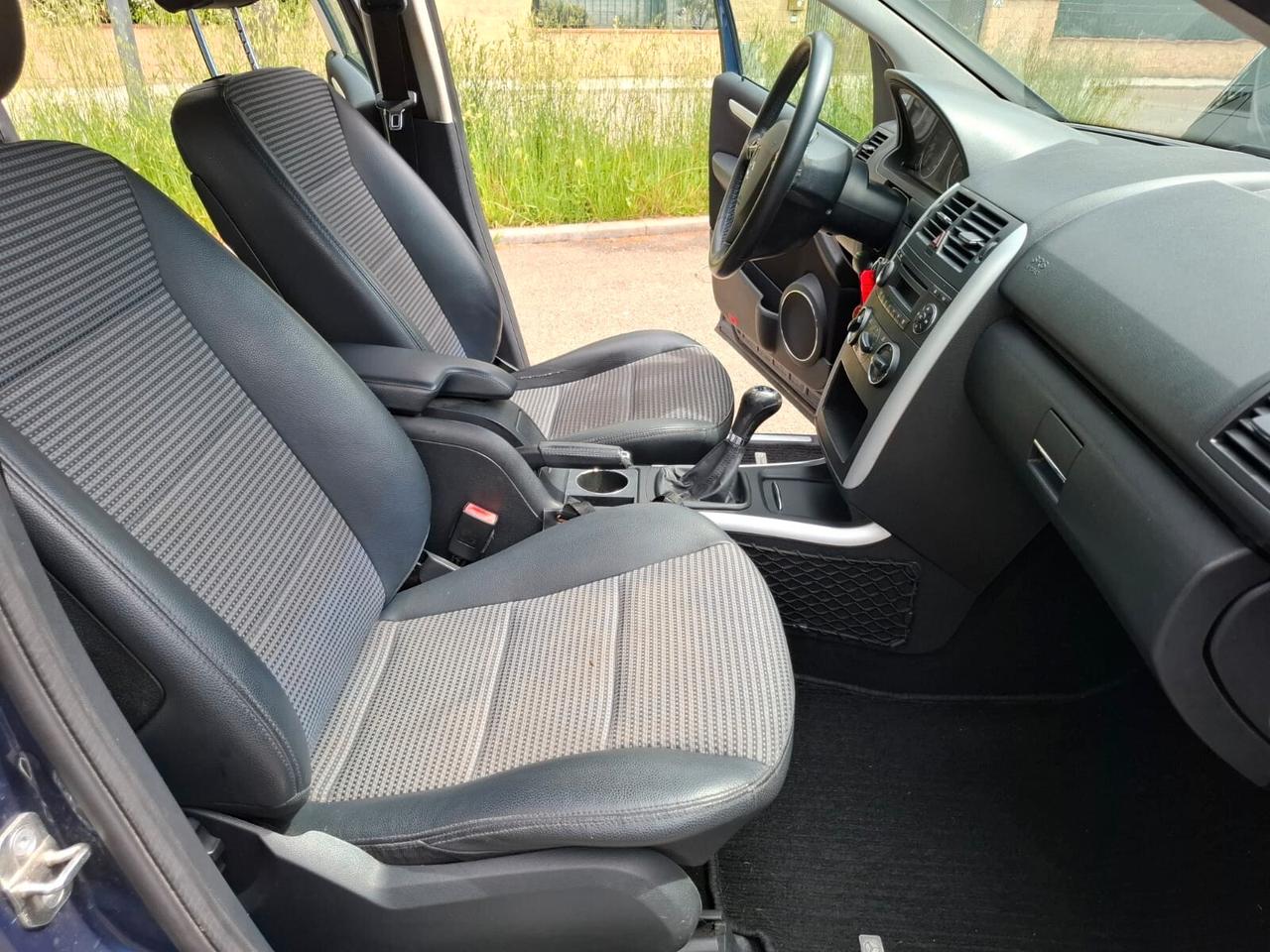 Mercedes A 150 benzina 5 porte SOLO 89.000 KM