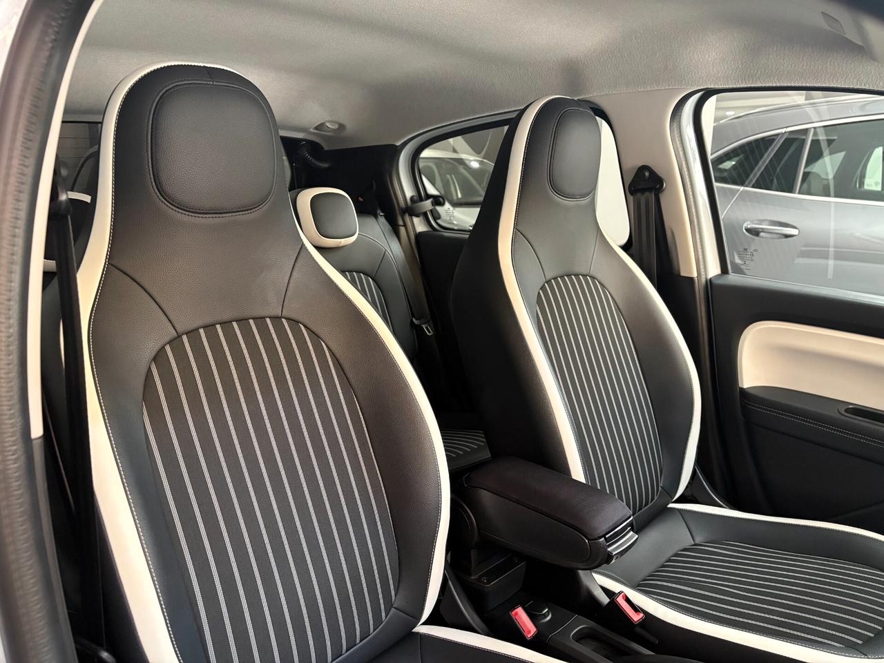 Renault Twingo 1.0 SCE 65cv Intens ITALIANA FULL