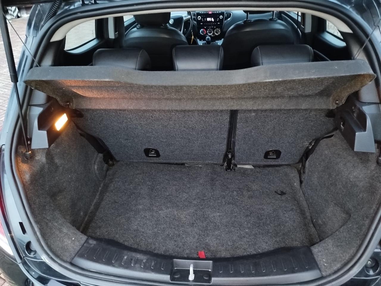 Lancia Ypsilon 1.3 DIESEL MULTIJET 95 CV PLATINUM