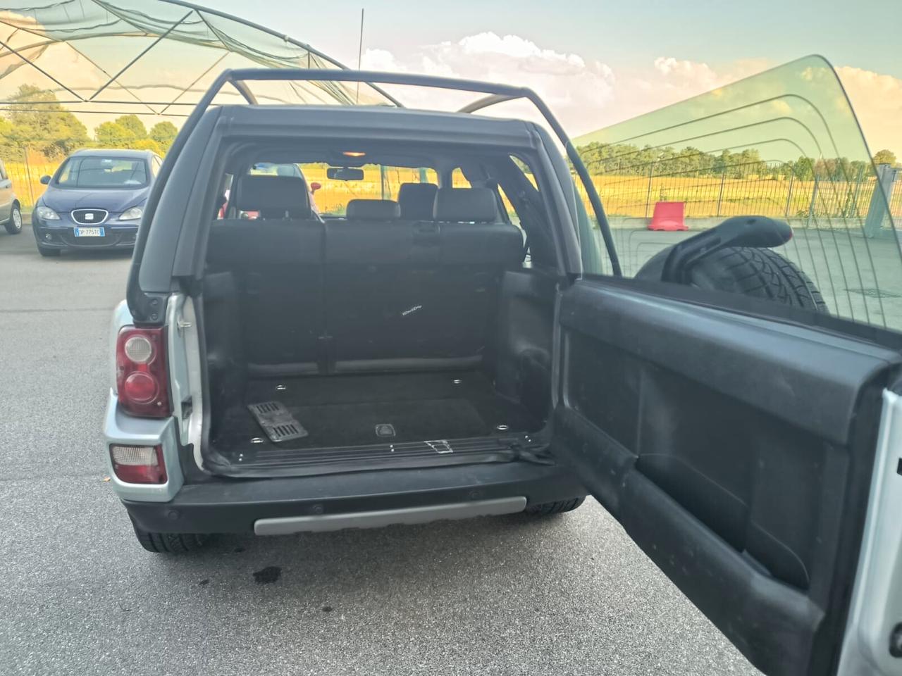 Land Rover Freelander tdi Automatico 3p