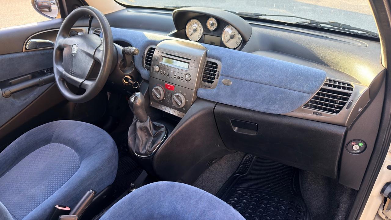 Lancia Ypsilon 1.3 Multijet 16V Platino