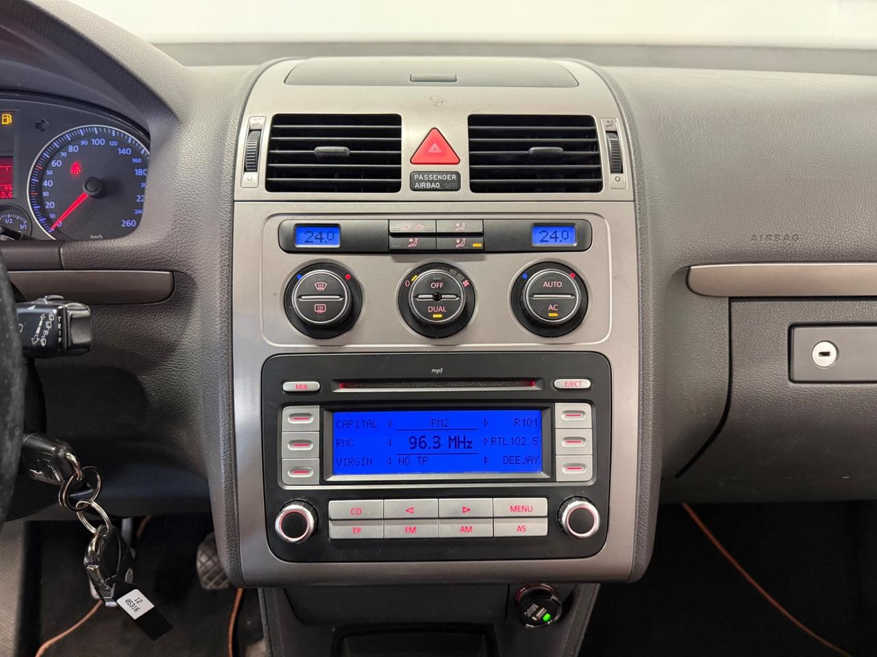 Volkswagen Touran 1.9 TDI 105CV DPF Highline 7 POSTI