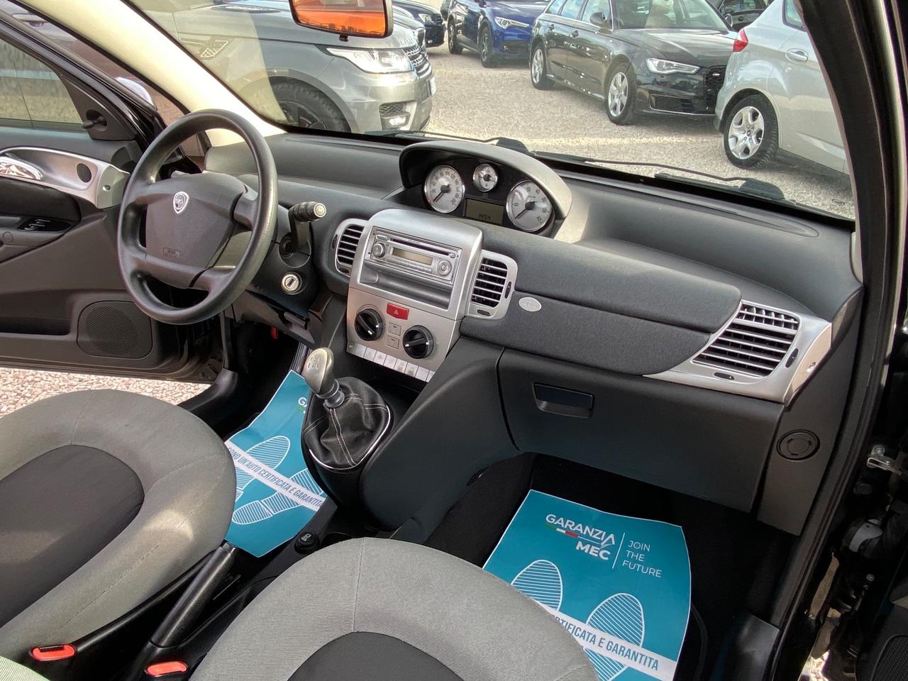 Lancia Ypsilon 1.2 Oro Giallo UNICO PROPIETARIO NEOPATENTATI