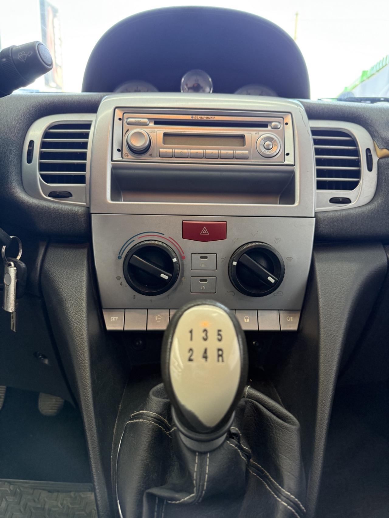 Lancia Ypsilon 1.2 Platino