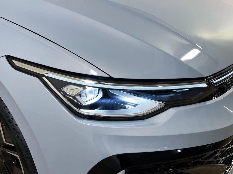 Volkswagen Golf Golf 1.5 etsi R-Line Plus 150cv dsg