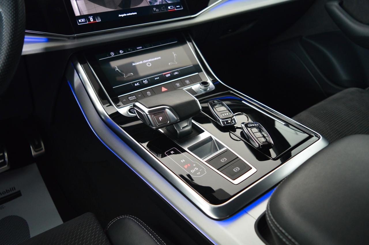 Audi Q8 45 TDI mhev Quattro tiptronic Sline
