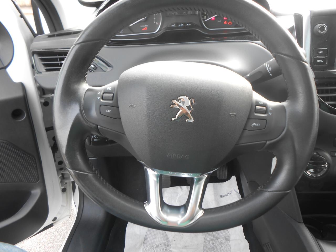 Peugeot 208 BlueHDi 75 5 porte Allure
