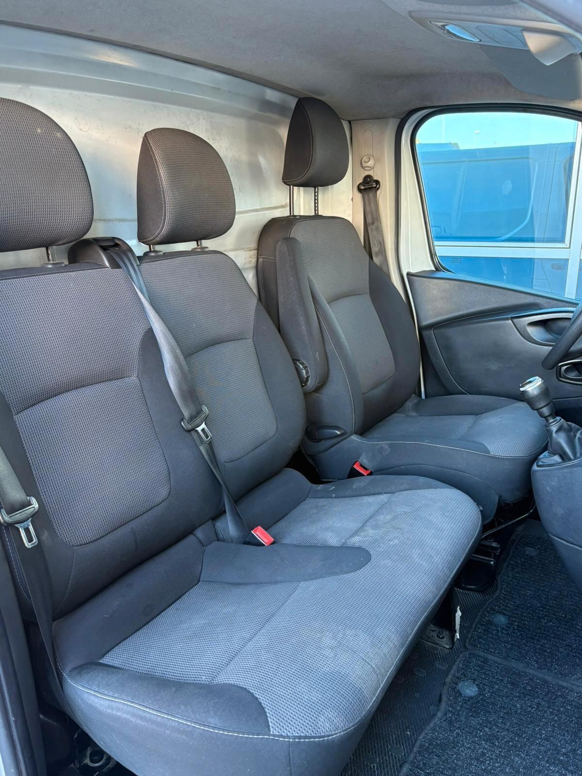 Renault Trafic T27 2.0 dCi 120CV PC-TN Furgone Ice