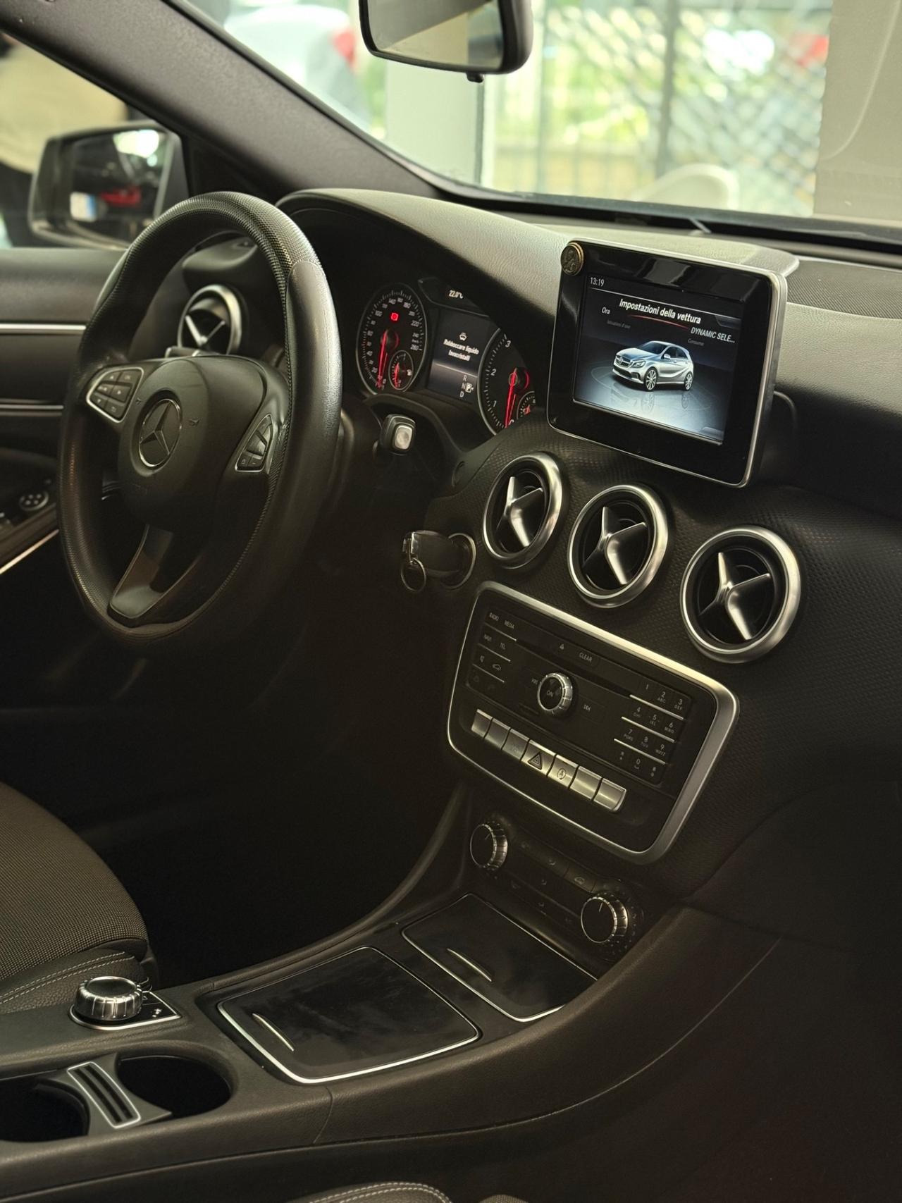 Mercedes-benz A 180 d Automatic Sport