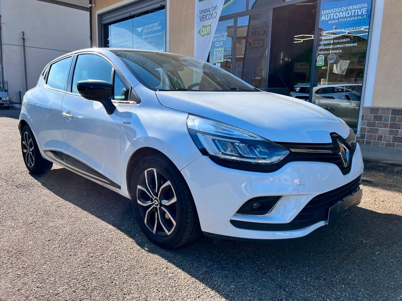 Renault Clio dCi 8V 75 CV 5 porte Moschino Zen