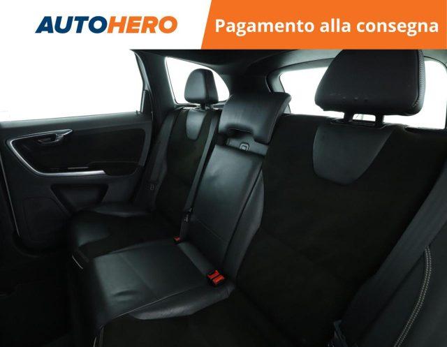 VOLVO XC60 D3 Geartronic R-design Kinetic
