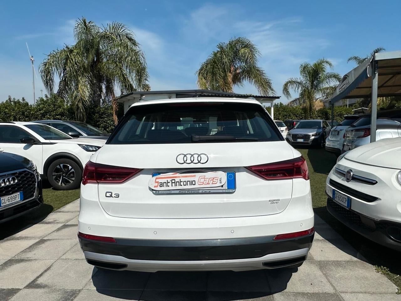 Audi Q3 2.0TDI 150CV S tronic SPORT 2022 PACCHET LUCI FULL OPTIONAL