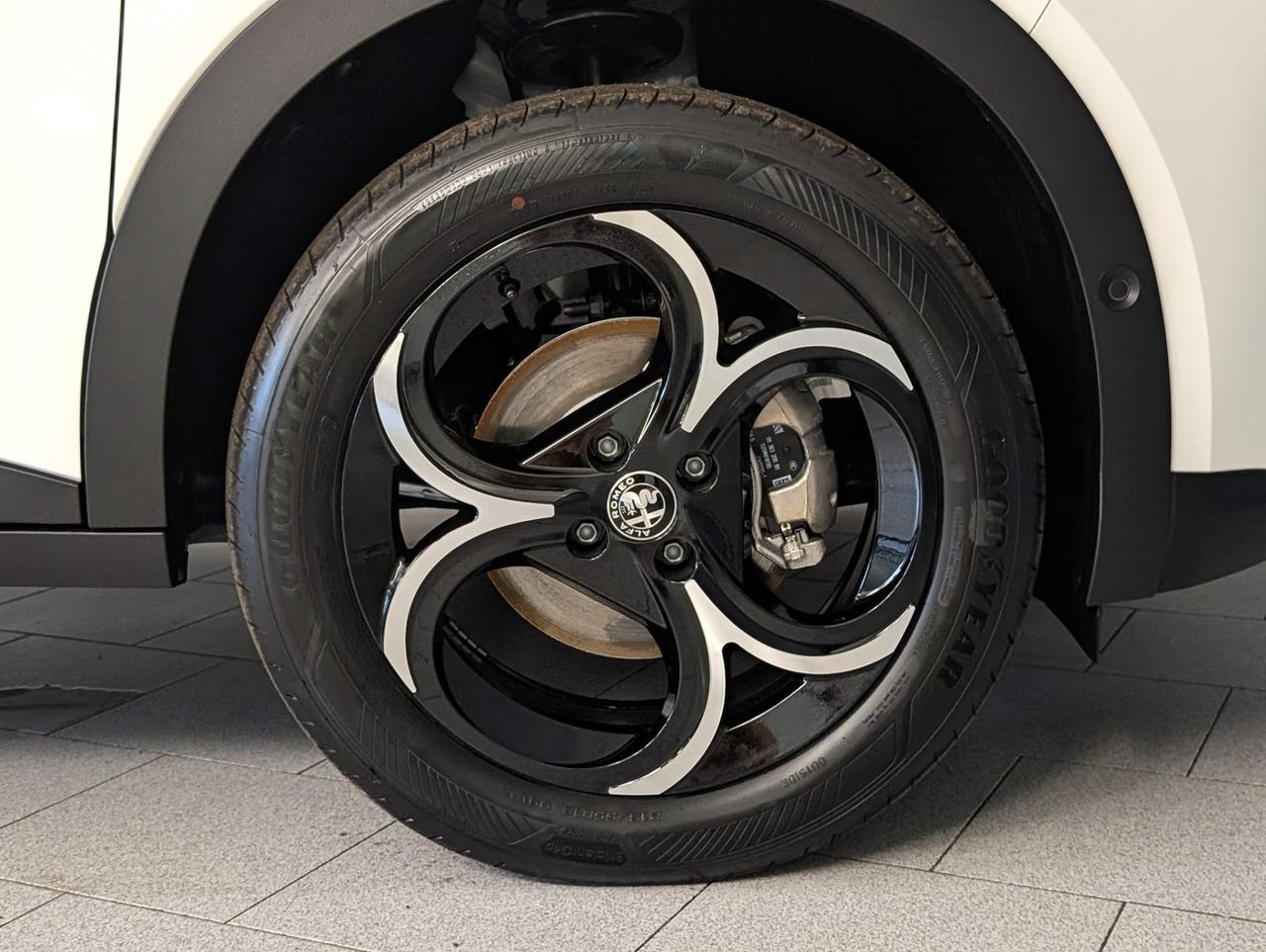 Alfa Romeo Junior 1.2 Hybrid 136cv eDCT6 Tech Speciale