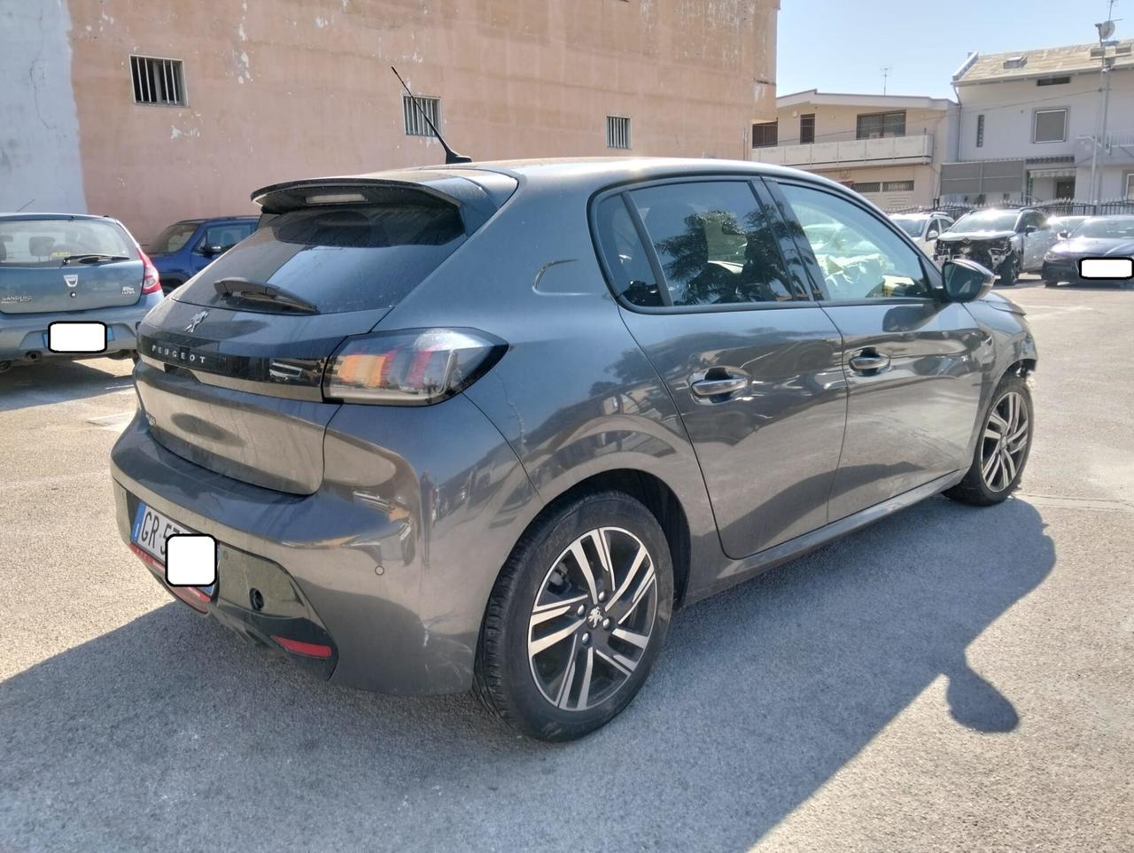 Peugeot 208 1.2 Benzina 100cv 2020 SINISTRATA