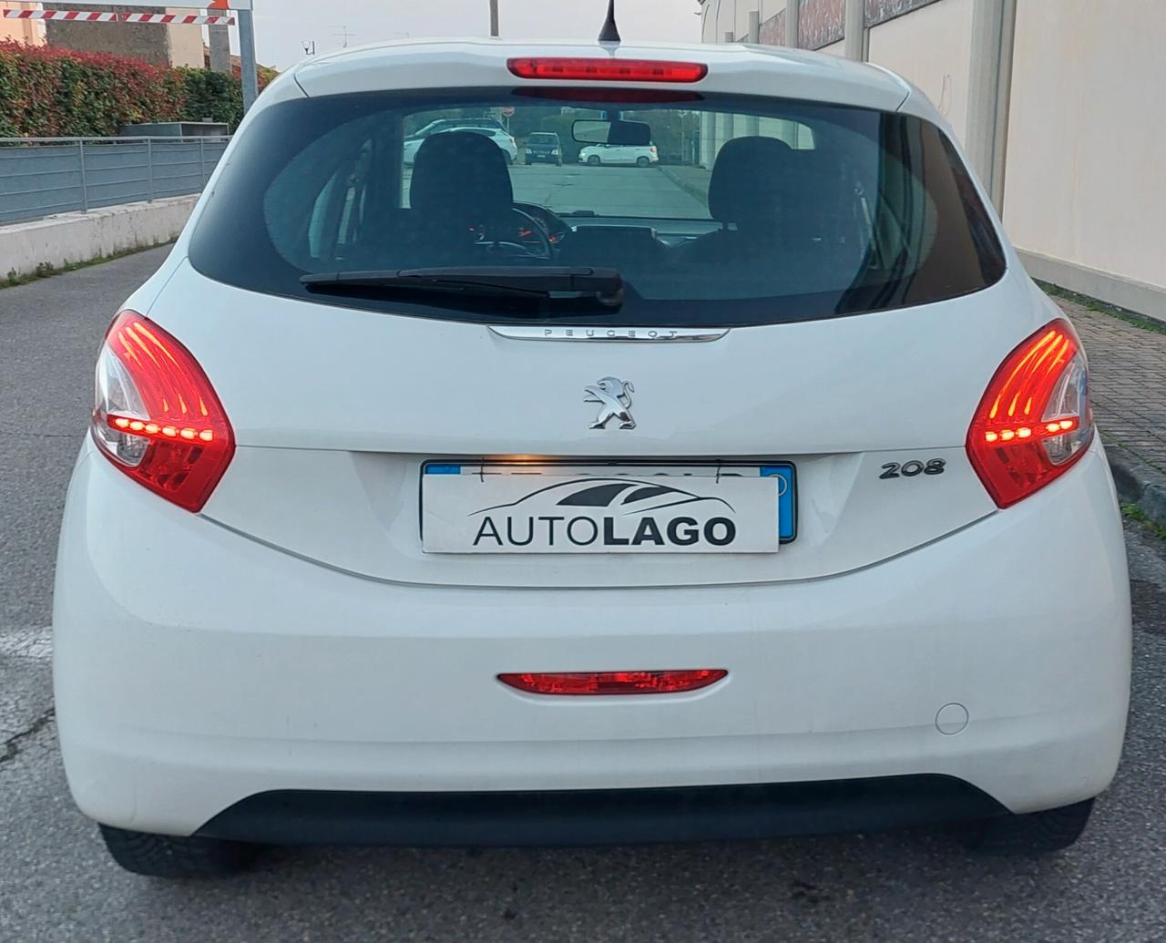 Peugeot 208 1.4 HDi 68 CV 5 porte ..NEOPATENTATI..