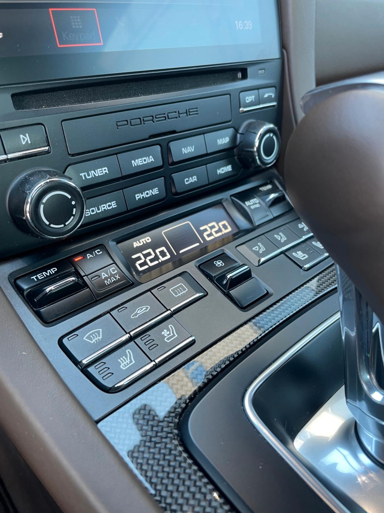 Porsche 911 3.8 Turbo S Coupé PCCB e Lift System