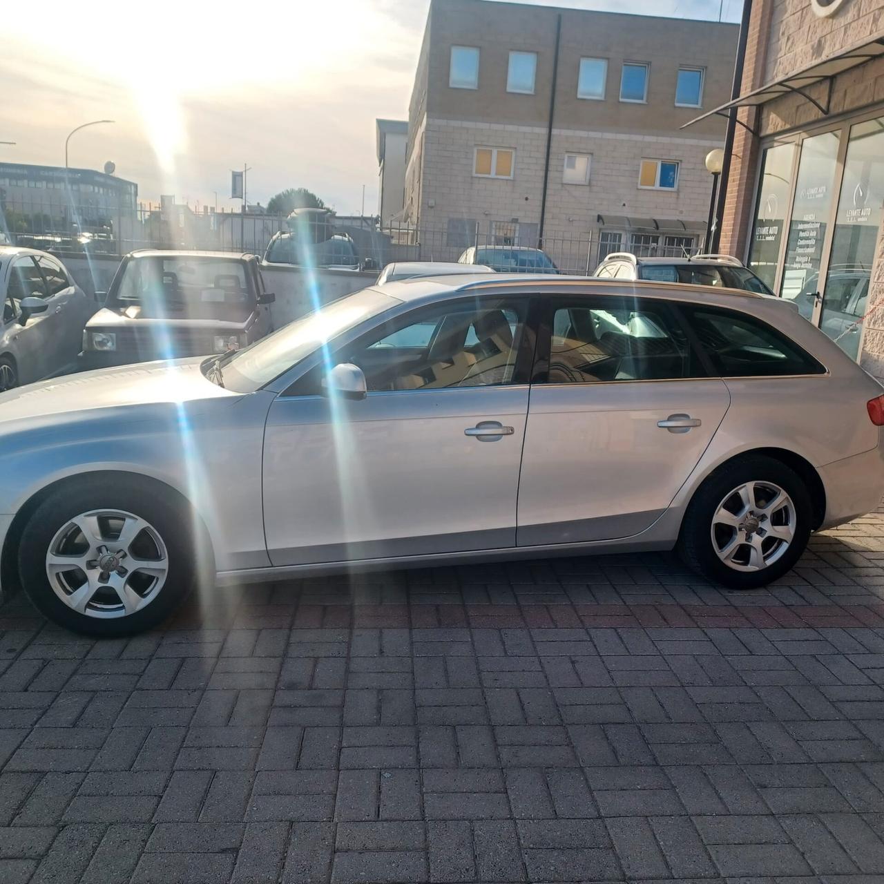 UNICO PRORIETARIO AUDI A4 2.O TDI GARANZIA 1 2MESI