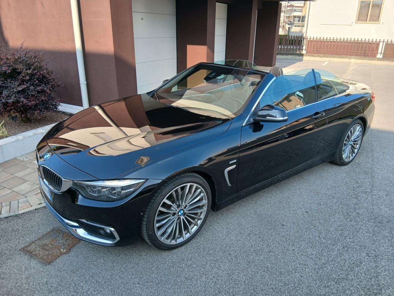 Bmw 420d Cabrio Luxury tua a € 312 mese