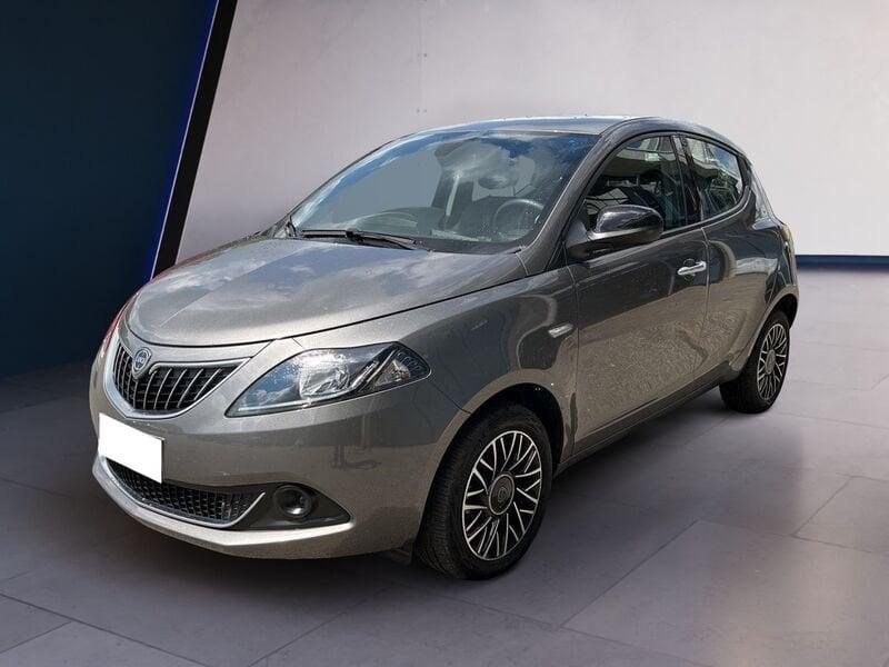 Lancia Ypsilon NUOVA My24 402 Platino 1.0