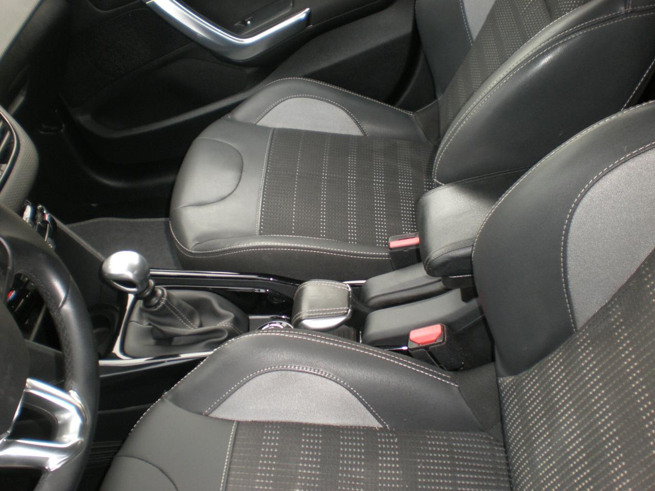 Peugeot 2008 restyling 1.6 td 120 cv, full