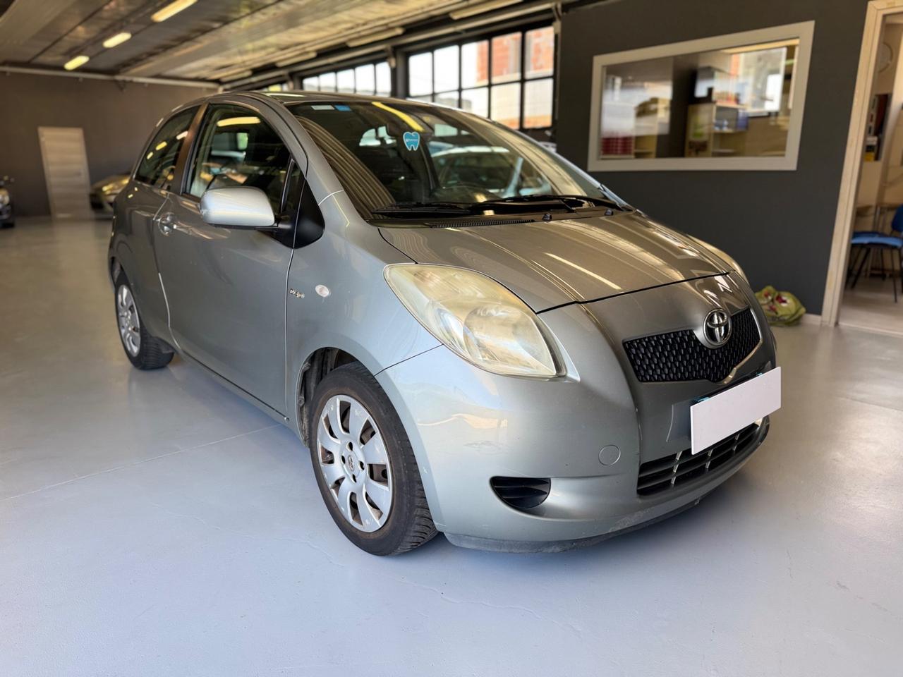 Toyota Yaris 1.4 D-4D 3 porte