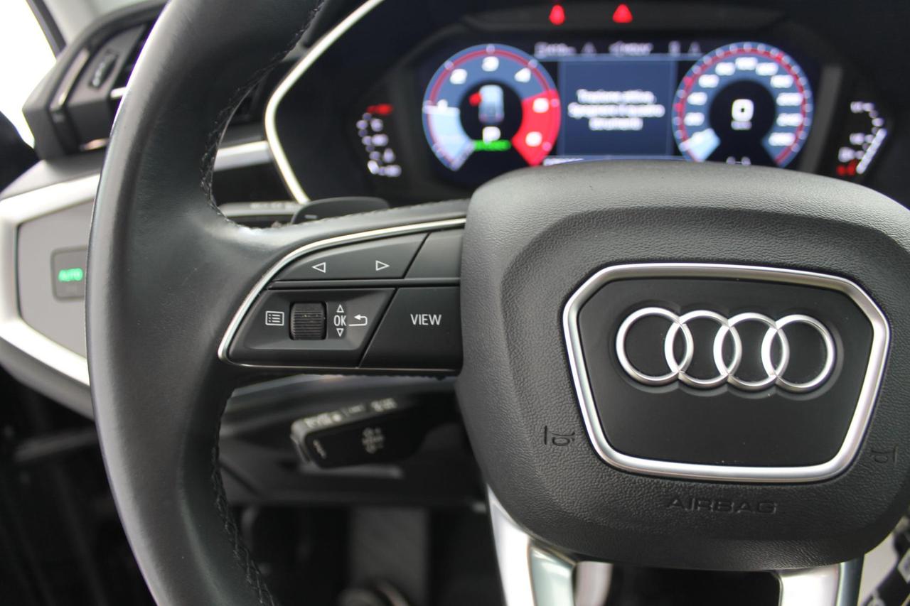 Audi Q3 Sportback 2.0 TDi S-Tronic SPORT