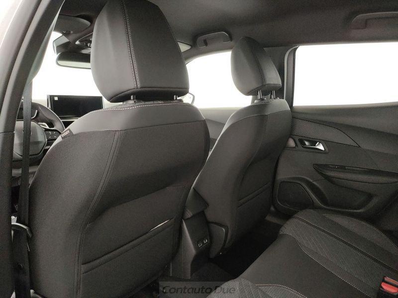 Peugeot 2008 2008 1.2 hybrid Allure 145cv e-dcs6