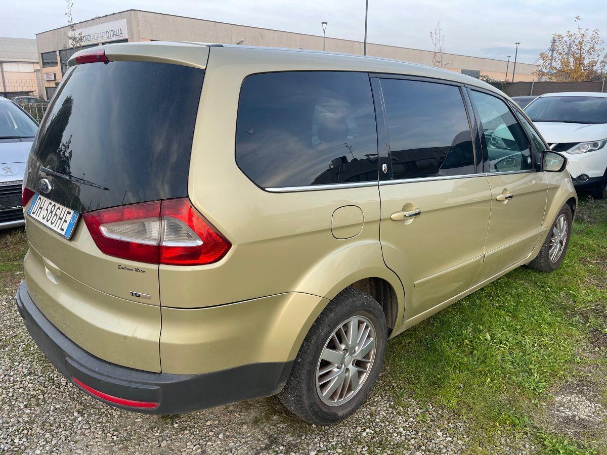 FORD - Galaxy - 2.0 TDCi 140CV Ghia DPF