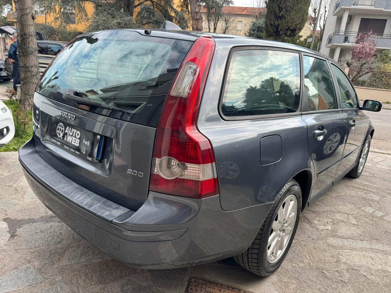 VOLVO V50 2.0 D CAT SUMMUM 136cv