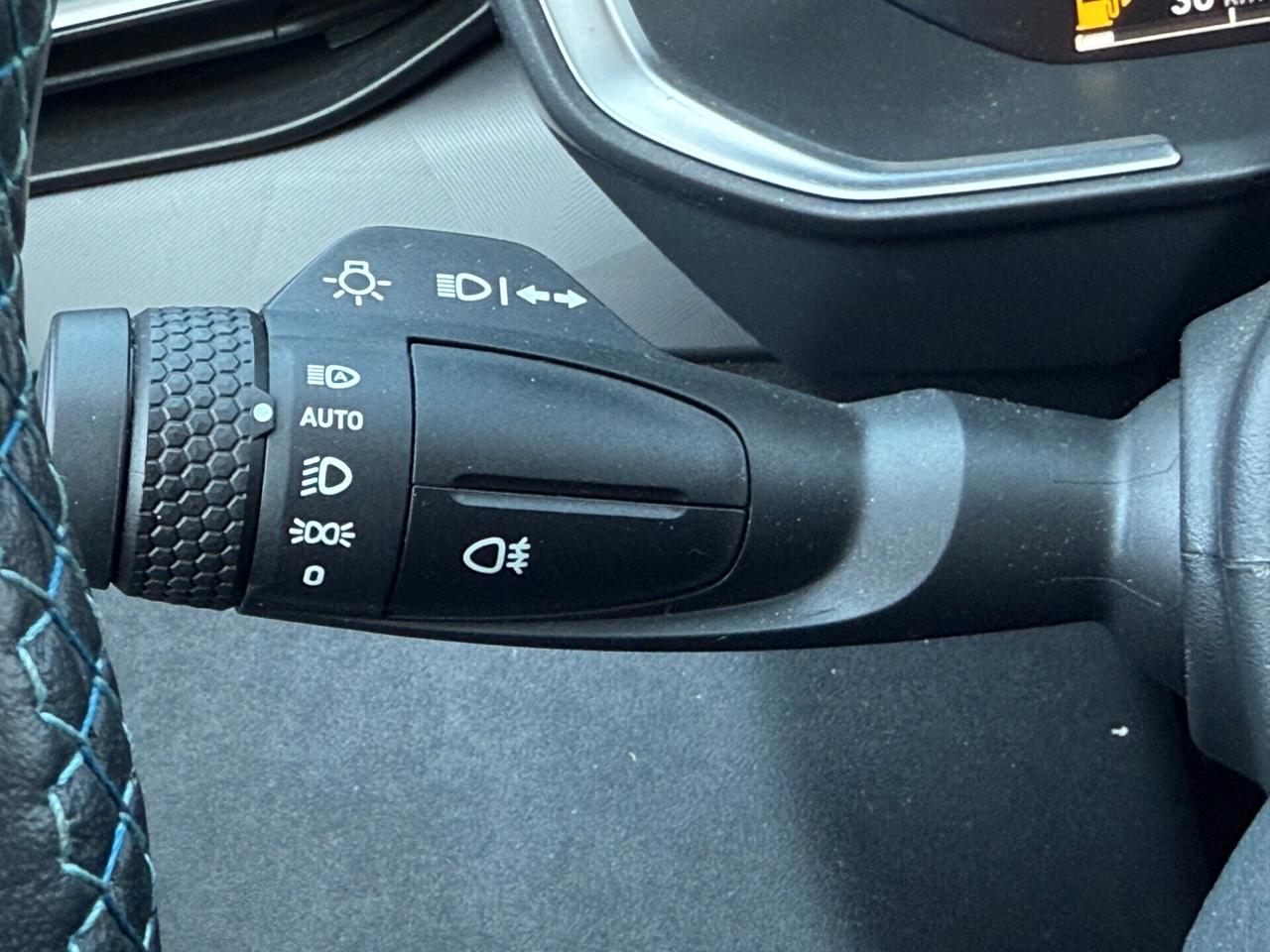 Lynk & Co 01 1.5 TD PHEV PREZZO REALE