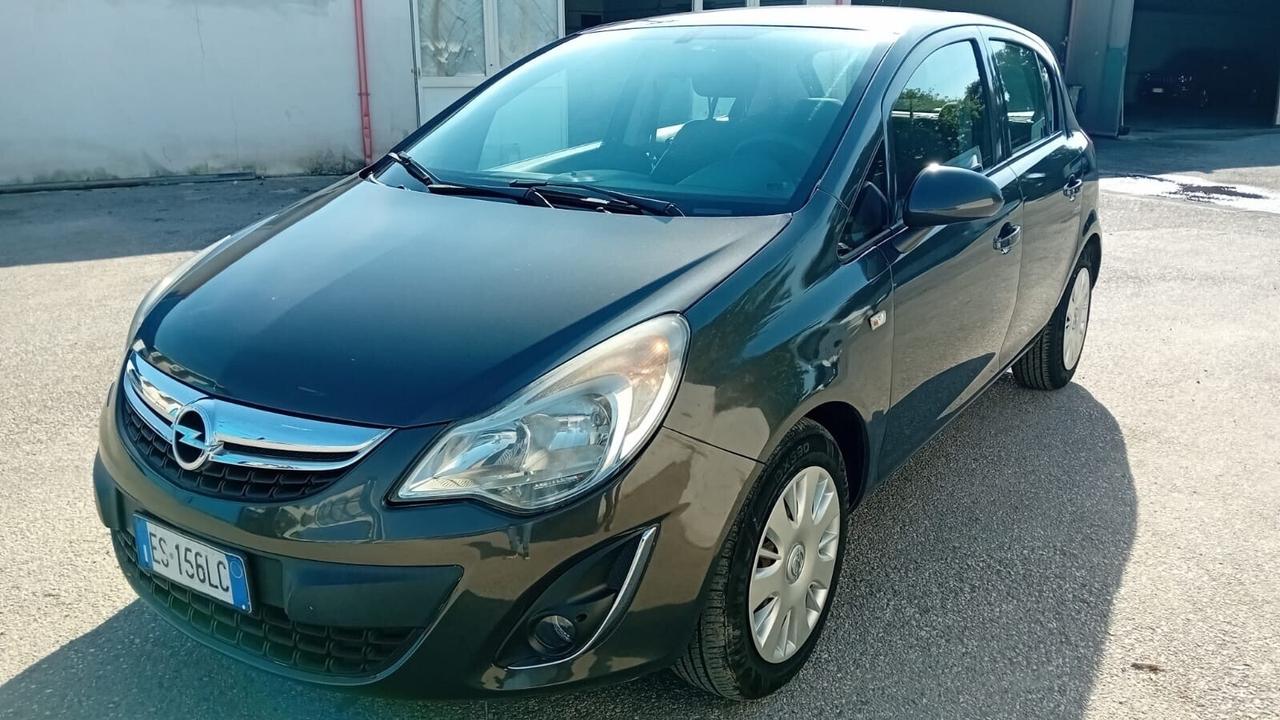 Opel corsa 1.3 mjt/75 cv -5 P-full-2013