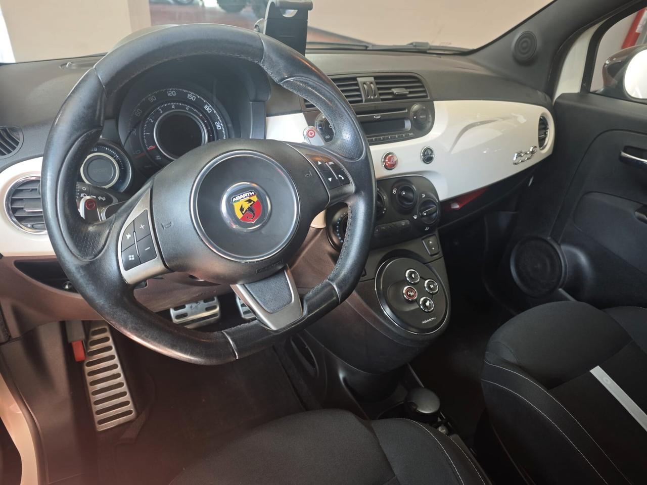 Abarth 500 C 1.4 Turbo T-Jet MTA Bicolore