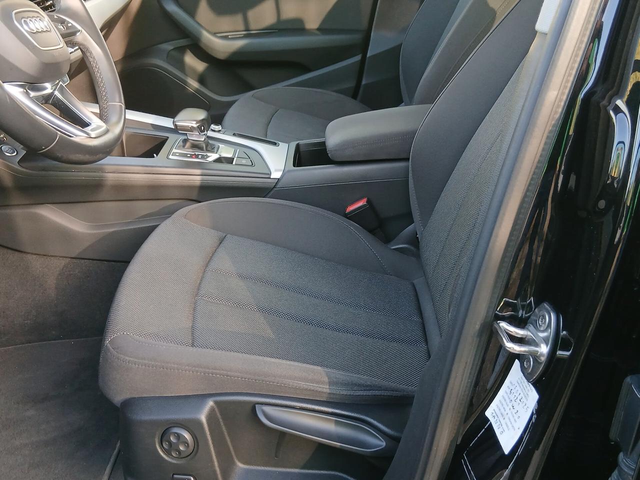 Audi A4 30 TDI/136 CV S tronic Business Advanced