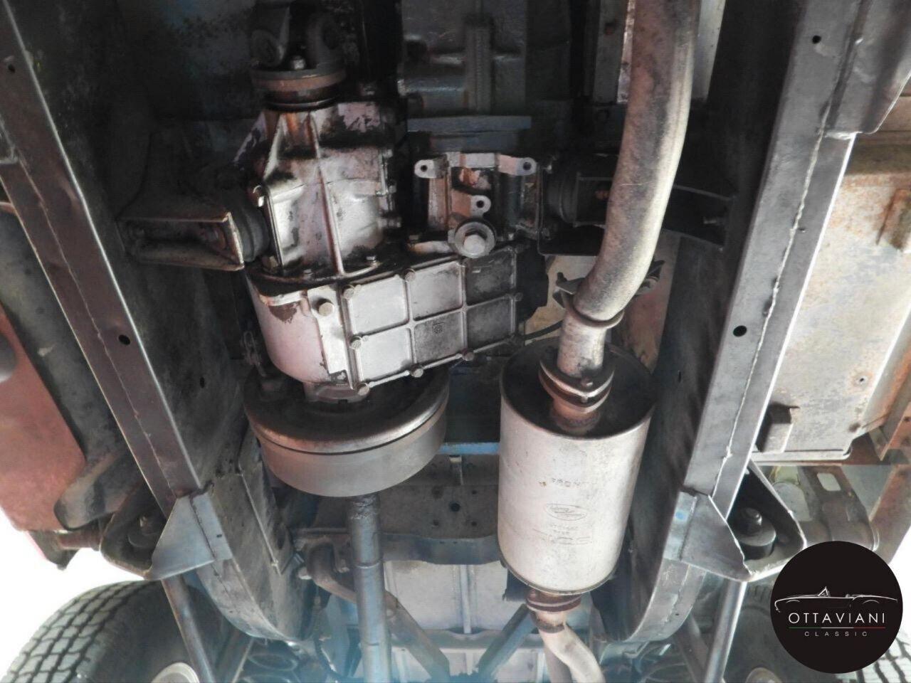 Land Rover Defender 90 turbodiesel Soft-top