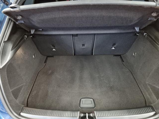 MERCEDES-BENZ A 180 d Automatic Premium