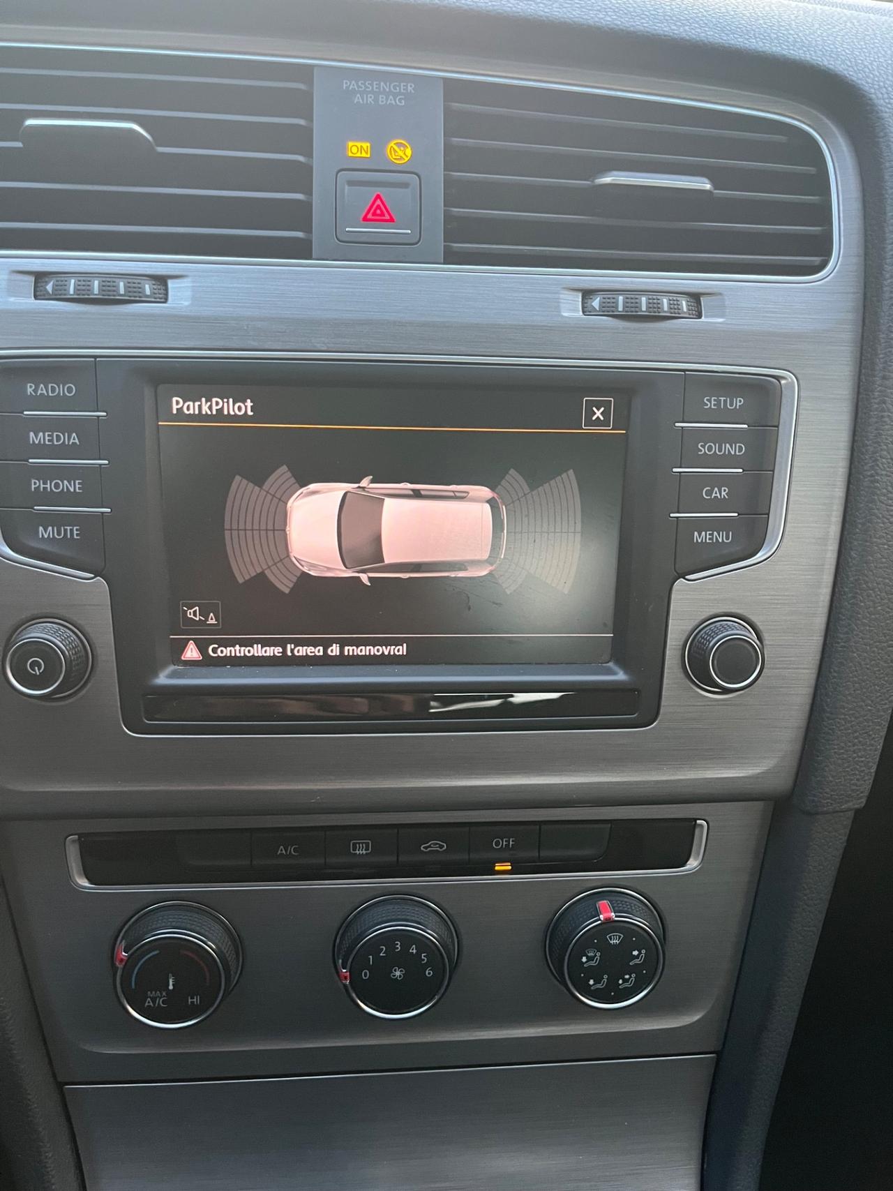Volkswagen Golf VII/ 1.6TDI/110CV/neopatentati/Euro6B/unico proprietario/5Porte e 5Posti