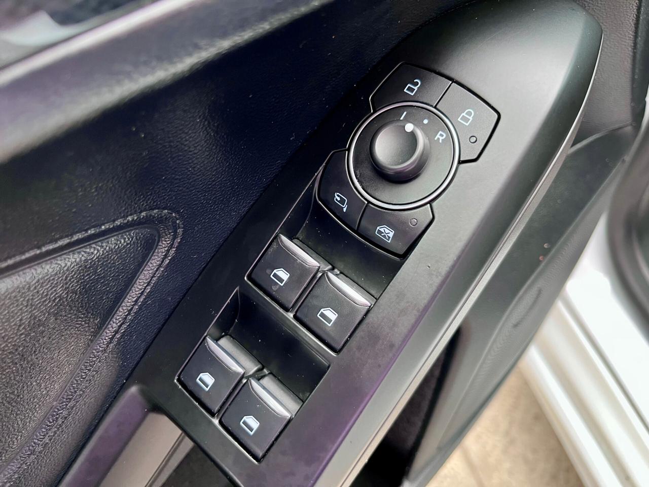 Ford Focus 1.5 EcoBlue 120cv ST-Line 2021