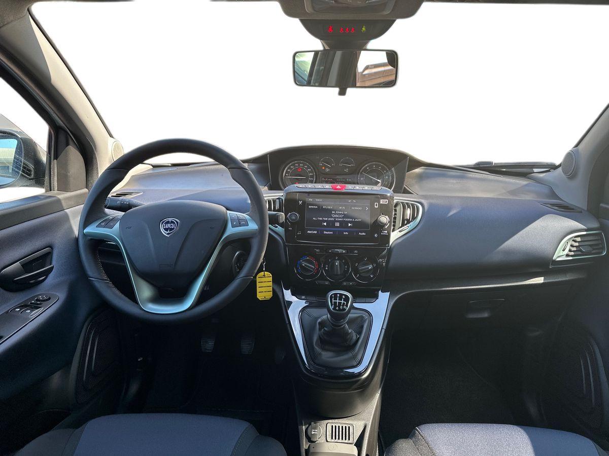 LANCIA Ypsilon III 2021 - Ypsilon 1.0 firefly hybrid Gold s&s 70cv