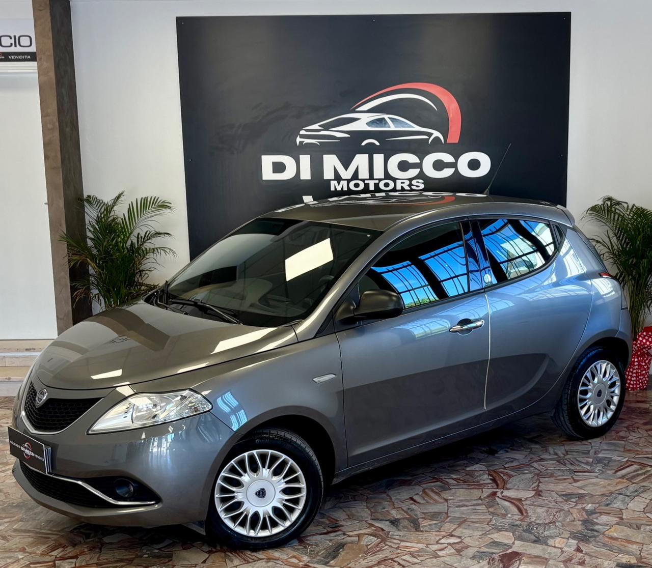 Lancia Ypsilon 1.2 69 CV 5 porte GPL Ecochic Gold