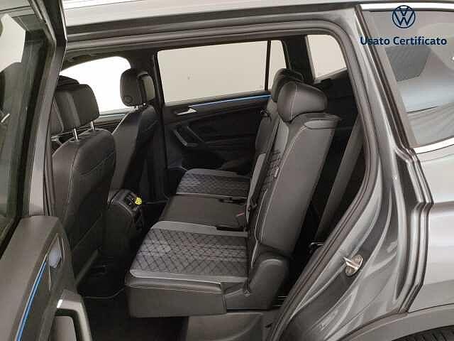 Volkswagen Tiguan Allspace 2.0 TDI SCR DSG 4MOTION R-Line