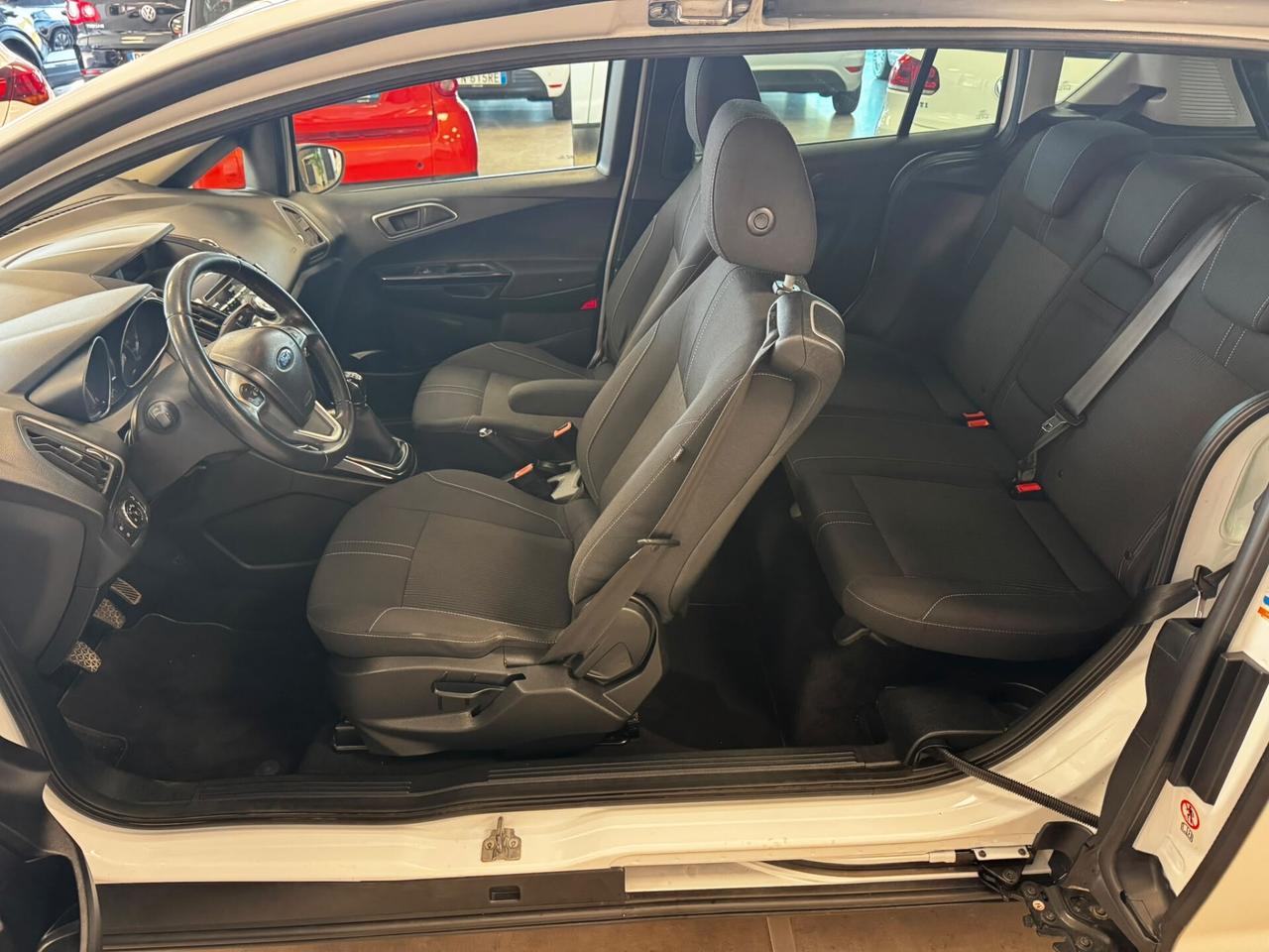 Ford B-Max 1.6 TDCi 95 CV individual